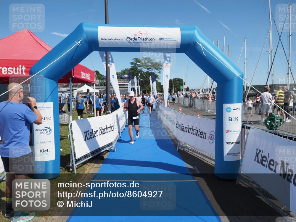 17.08.2025 - KN Förde Triathlon 2025 MichiJ http://msf.ph/oto/8604927 17.08.2025 12:21:40 Laufen 294, 610 meine-sportfotos.de