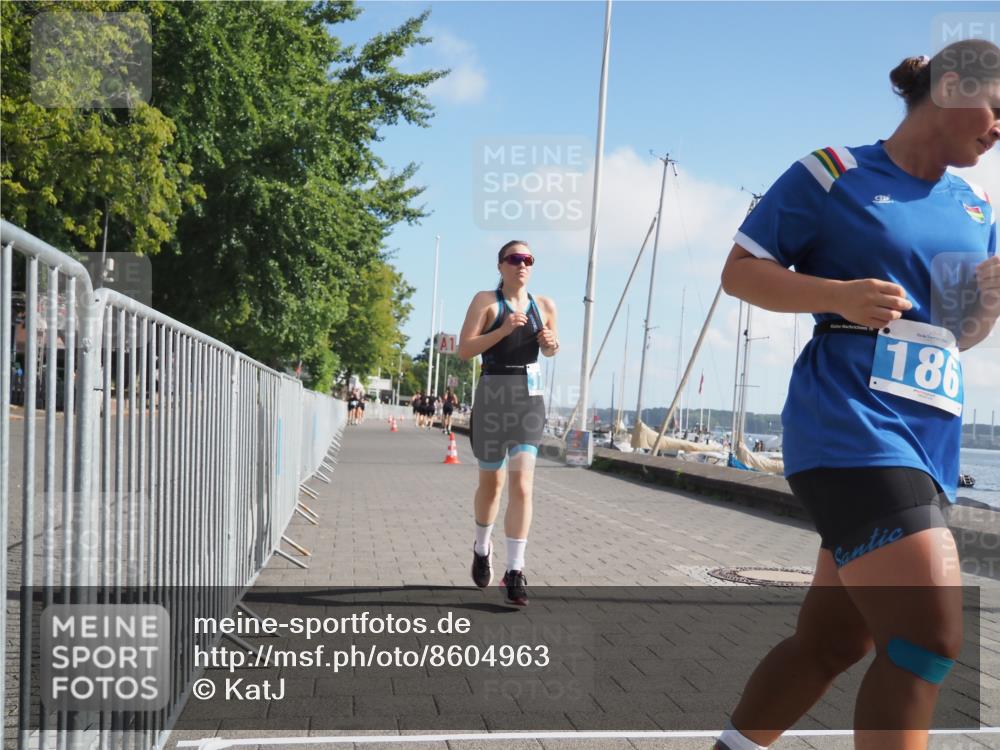 17.08.2025 - KN Förde Triathlon 2025 KatJ http://msf.ph/oto/8604963 17.08.2025 10:28:20 Laufen 174, 186 meine-sportfotos.de