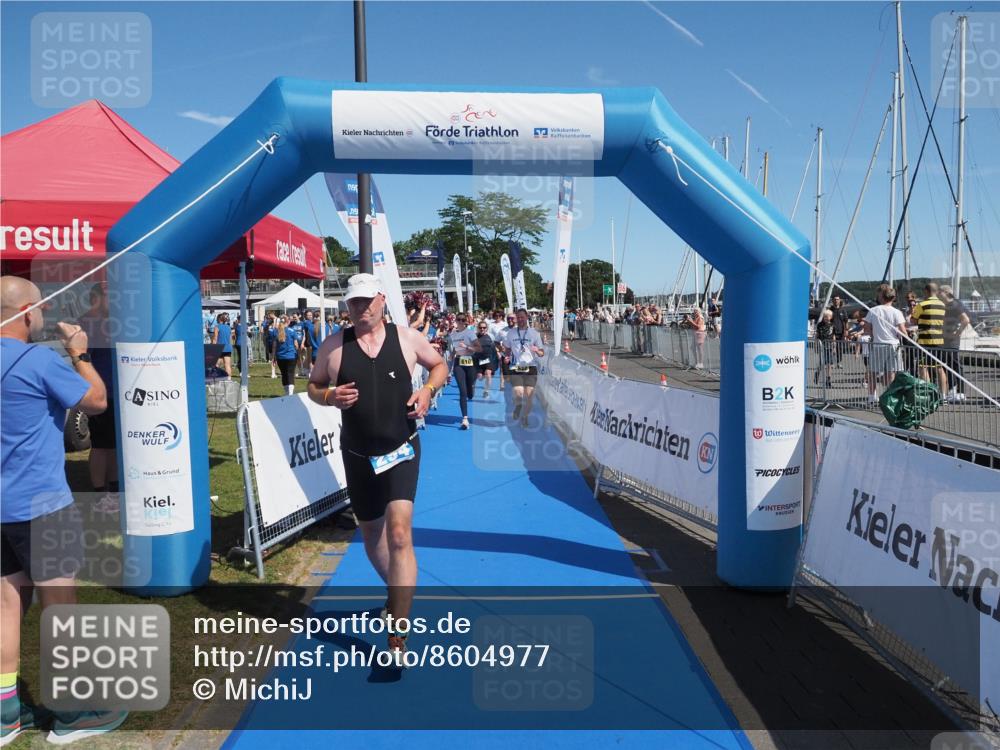 17.08.2025 - KN Förde Triathlon 2025 MichiJ http://msf.ph/oto/8604977 17.08.2025 12:21:42 Laufen 294, 353, 610 meine-sportfotos.de