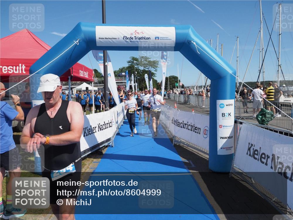 17.08.2025 - KN Förde Triathlon 2025 MichiJ http://msf.ph/oto/8604999 17.08.2025 12:21:43 Laufen 294, 353, 610 meine-sportfotos.de