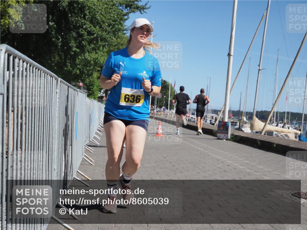 17.08.2025 - KN Förde Triathlon 2025 KatJ http://msf.ph/oto/8605039 17.08.2025 11:58:11 Laufen 603, 627, 636 meine-sportfotos.de