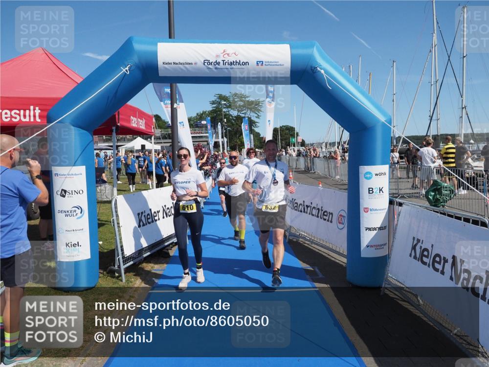 17.08.2025 - KN Förde Triathlon 2025 MichiJ http://msf.ph/oto/8605050 17.08.2025 12:21:44 Laufen 294, 353, 610 meine-sportfotos.de