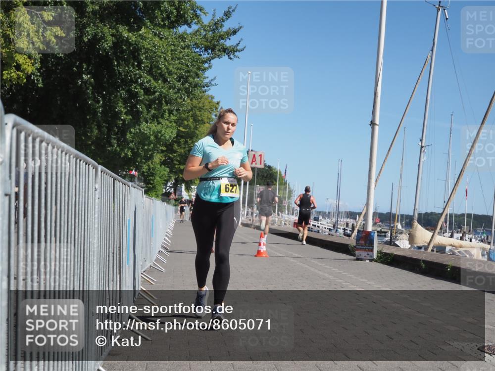 17.08.2025 - KN Förde Triathlon 2025 KatJ http://msf.ph/oto/8605071 17.08.2025 11:58:13 Laufen 603, 627, 636 meine-sportfotos.de