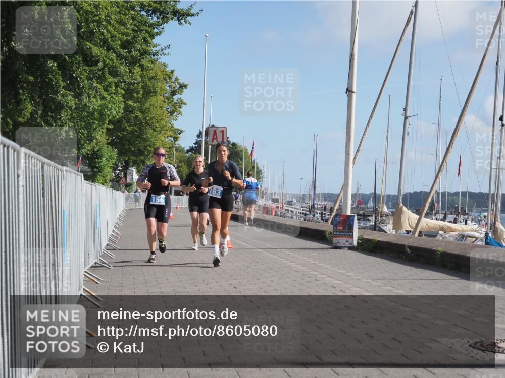 17.08.2025 - KN Förde Triathlon 2025 KatJ http://msf.ph/oto/8605080 17.08.2025 10:28:34 Laufen 144, 156, 163 meine-sportfotos.de