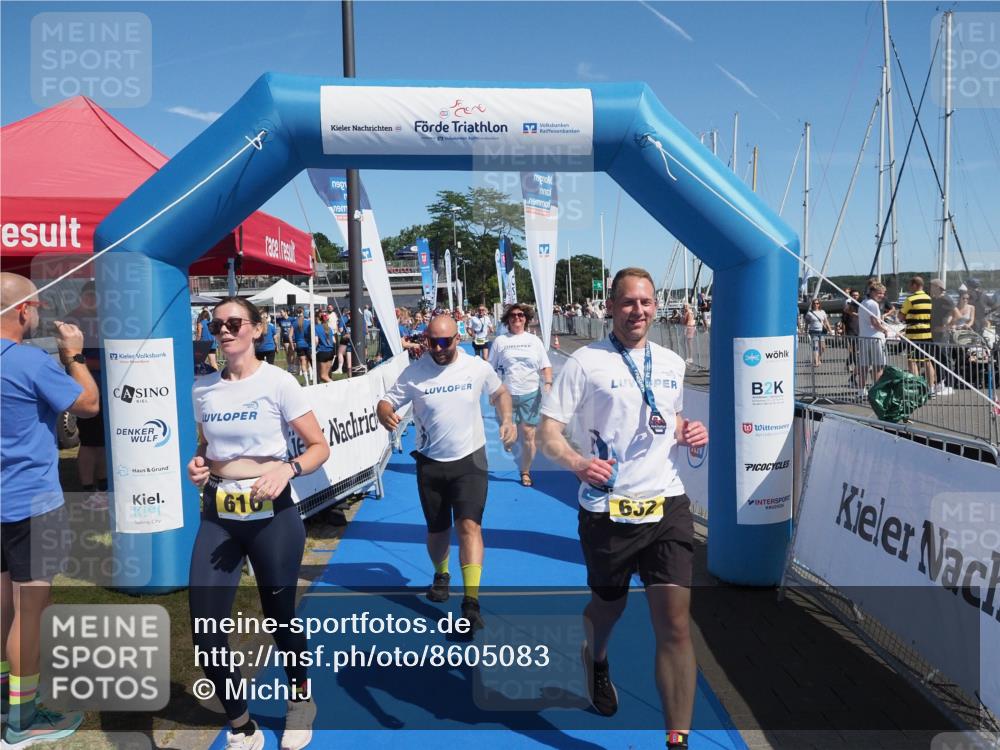 17.08.2025 - KN Förde Triathlon 2025 MichiJ http://msf.ph/oto/8605083 17.08.2025 12:21:44 Laufen 294, 353, 610 meine-sportfotos.de