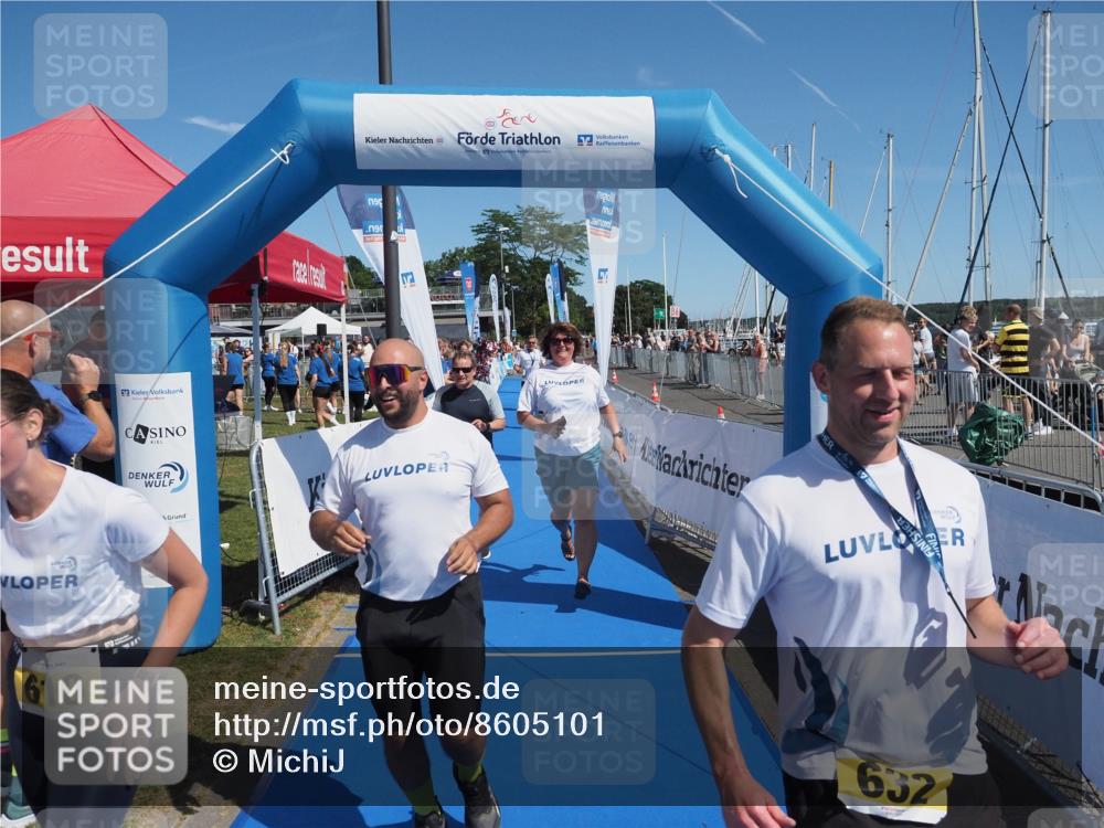 17.08.2025 - KN Förde Triathlon 2025 MichiJ http://msf.ph/oto/8605101 17.08.2025 12:21:45 Laufen 294, 353, 610 meine-sportfotos.de