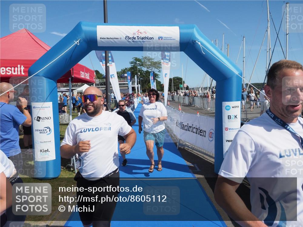 17.08.2025 - KN Förde Triathlon 2025 MichiJ http://msf.ph/oto/8605112 17.08.2025 12:21:45 Laufen 294, 353, 610 meine-sportfotos.de