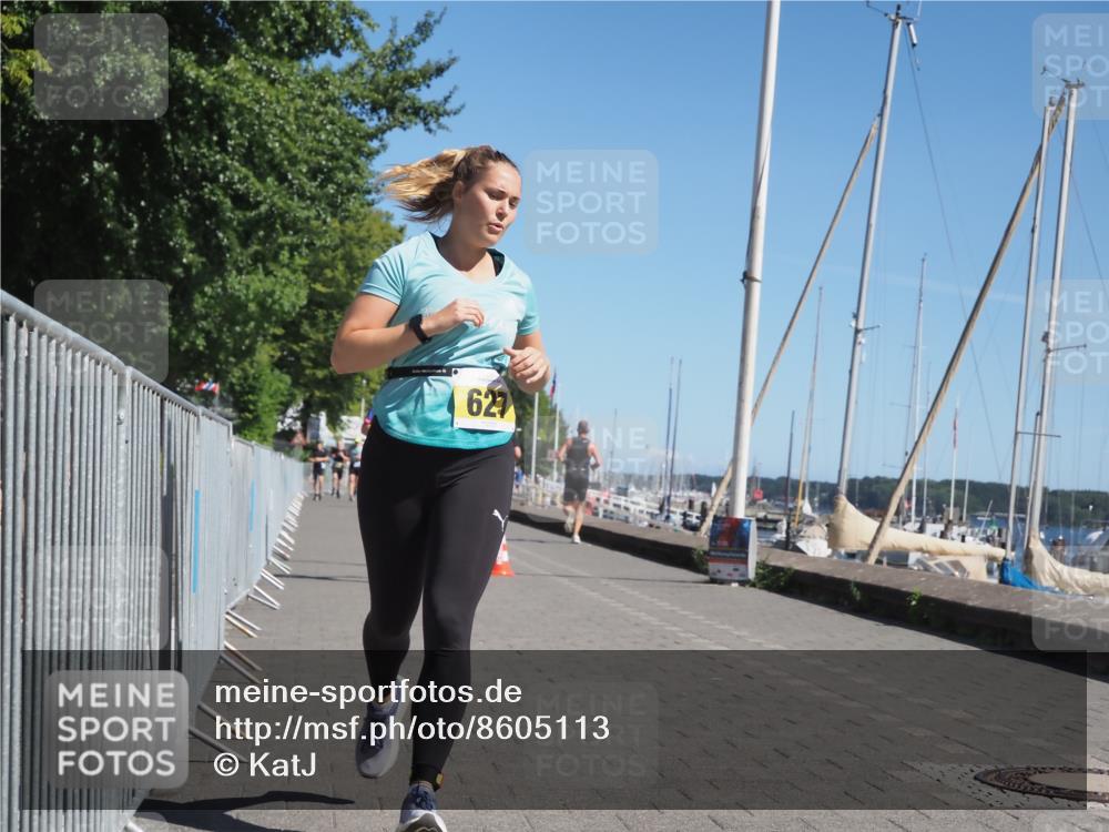 17.08.2025 - KN Förde Triathlon 2025 KatJ http://msf.ph/oto/8605113 17.08.2025 11:58:14 Laufen 603, 627, 636 meine-sportfotos.de
