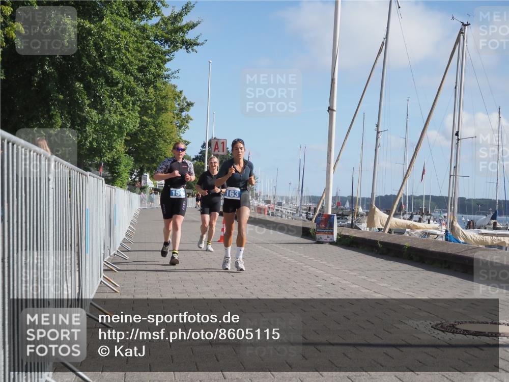17.08.2025 - KN Förde Triathlon 2025 KatJ http://msf.ph/oto/8605115 17.08.2025 10:28:35 Laufen 144, 156, 163 meine-sportfotos.de