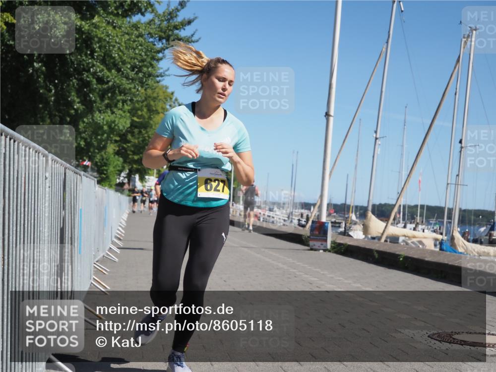17.08.2025 - KN Förde Triathlon 2025 KatJ http://msf.ph/oto/8605118 17.08.2025 11:58:14 Laufen 603, 627, 636 meine-sportfotos.de