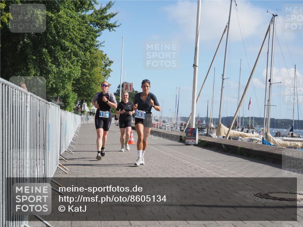 17.08.2025 - KN Förde Triathlon 2025 KatJ http://msf.ph/oto/8605134 17.08.2025 10:28:35 Laufen 144, 156, 163 meine-sportfotos.de