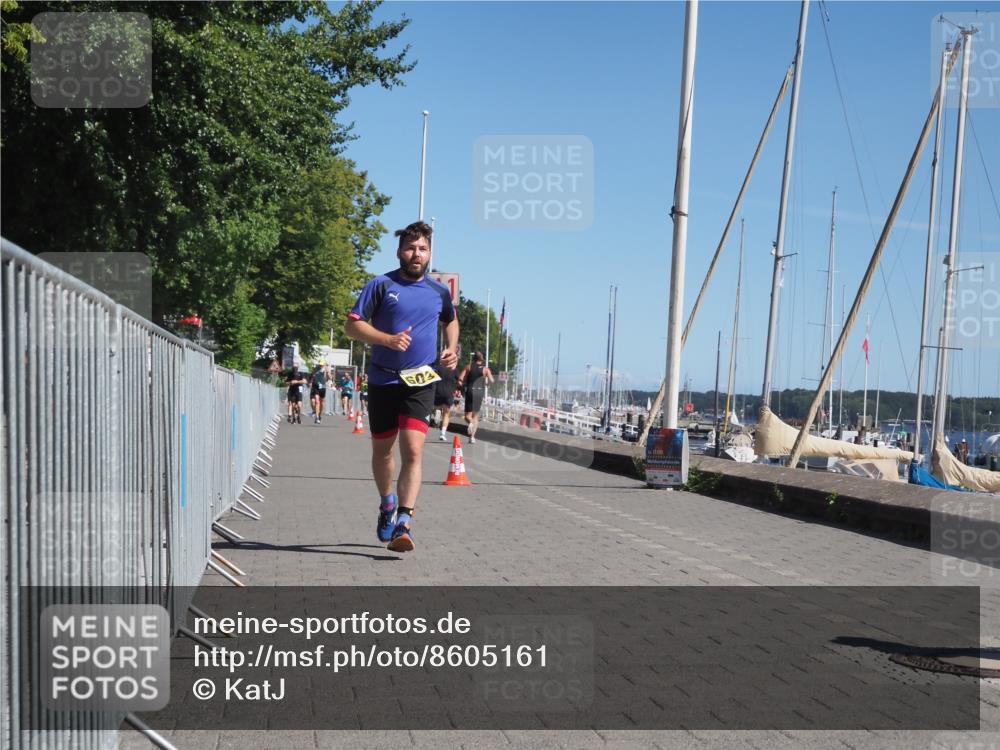 17.08.2025 - KN Förde Triathlon 2025 KatJ http://msf.ph/oto/8605161 17.08.2025 11:58:16 Laufen 603, 627 meine-sportfotos.de
