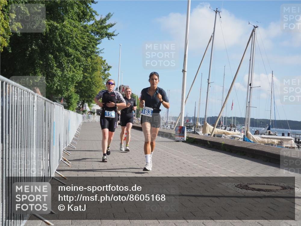 17.08.2025 - KN Förde Triathlon 2025 KatJ http://msf.ph/oto/8605168 17.08.2025 10:28:36 Laufen 144, 156, 163 meine-sportfotos.de
