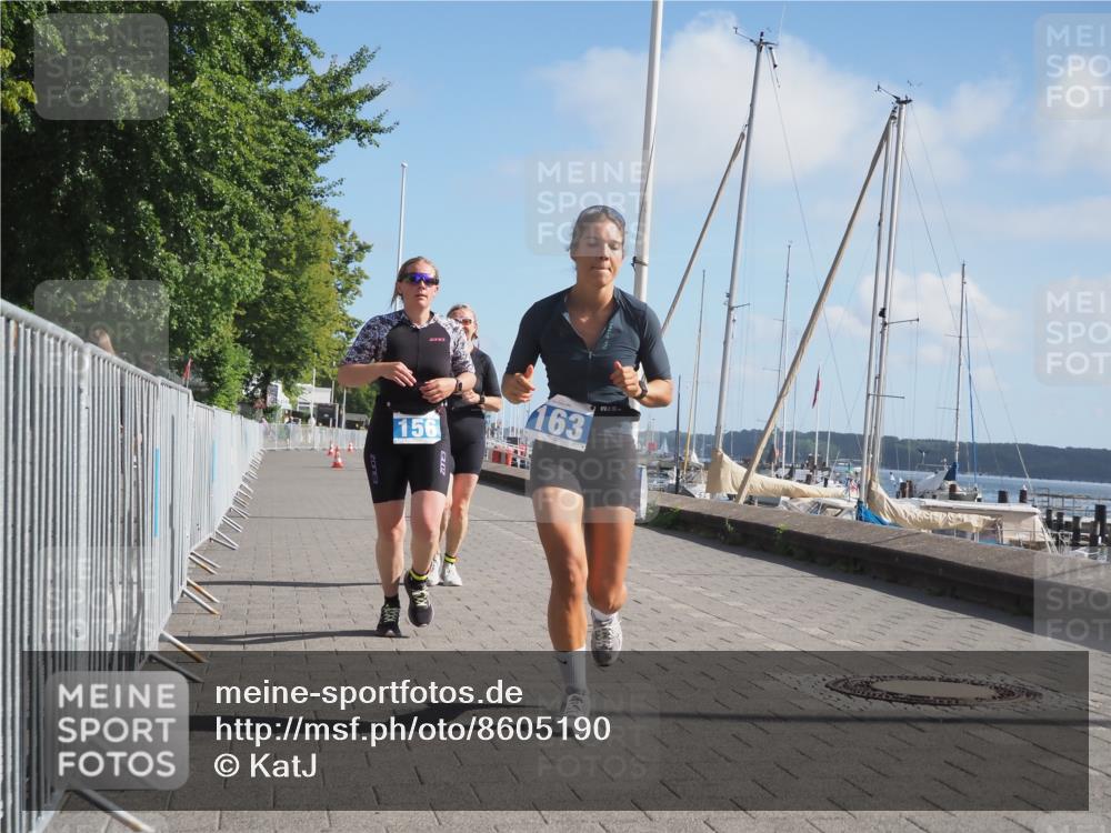 17.08.2025 - KN Förde Triathlon 2025 KatJ http://msf.ph/oto/8605190 17.08.2025 10:28:37 Laufen 144, 156, 163 meine-sportfotos.de