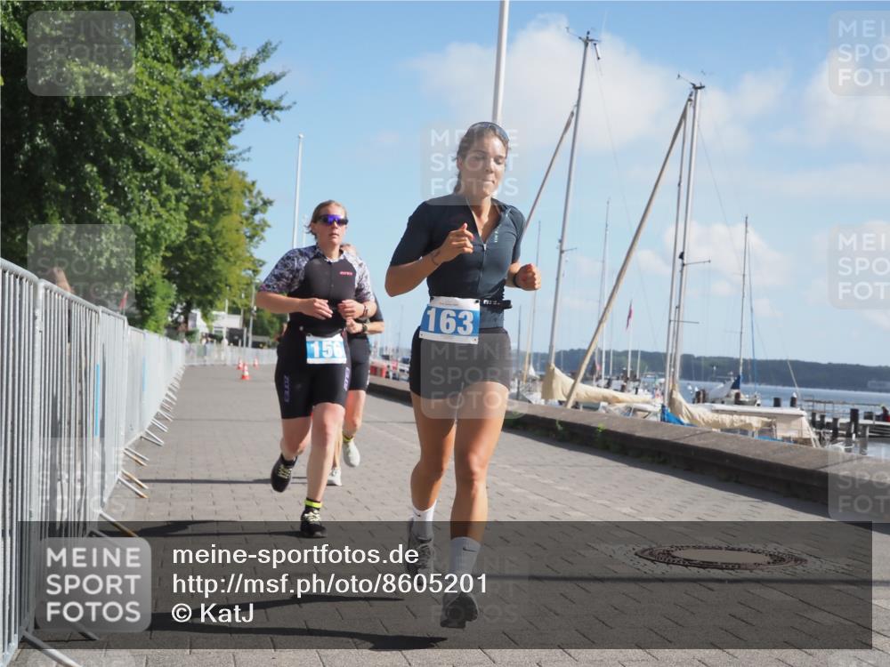 17.08.2025 - KN Förde Triathlon 2025 KatJ http://msf.ph/oto/8605201 17.08.2025 10:28:37 Laufen 144, 156, 163 meine-sportfotos.de