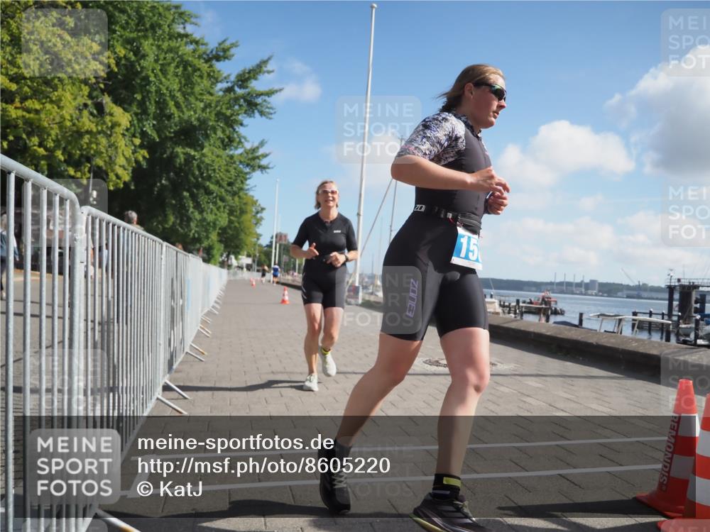 17.08.2025 - KN Förde Triathlon 2025 KatJ http://msf.ph/oto/8605220 17.08.2025 10:28:39 Laufen 144, 156, 163 meine-sportfotos.de