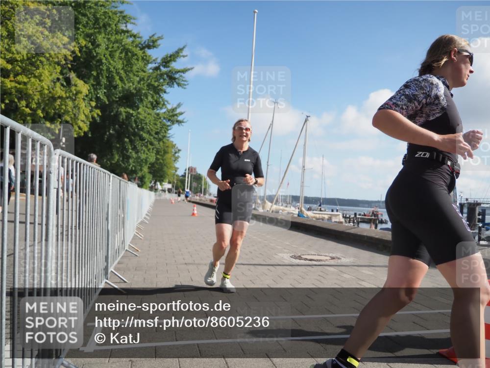 17.08.2025 - KN Förde Triathlon 2025 KatJ http://msf.ph/oto/8605236 17.08.2025 10:28:40 Laufen 144, 156, 163 meine-sportfotos.de