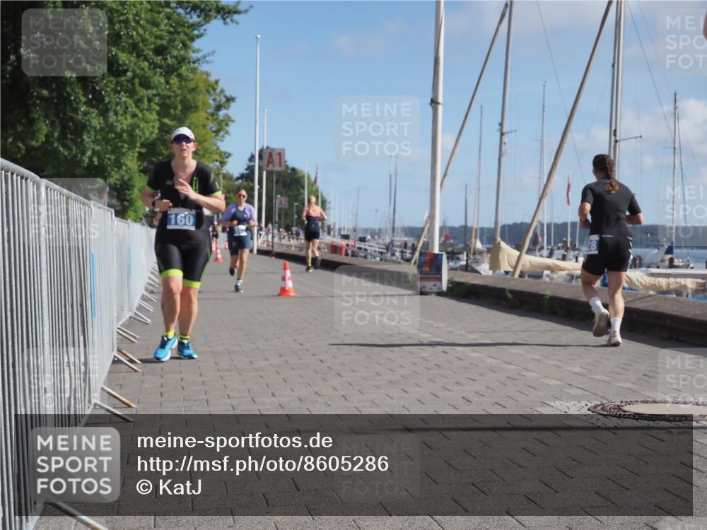 17.08.2025 - KN Förde Triathlon 2025 KatJ http://msf.ph/oto/8605286 17.08.2025 10:29:36 Laufen 160, 192, 241 meine-sportfotos.de