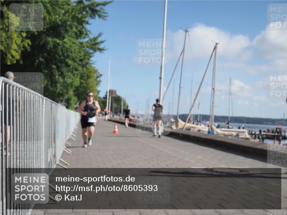 17.08.2025 - KN Förde Triathlon 2025 KatJ http://msf.ph/oto/8605393 17.08.2025 10:29:43 Laufen 192, 194 meine-sportfotos.de