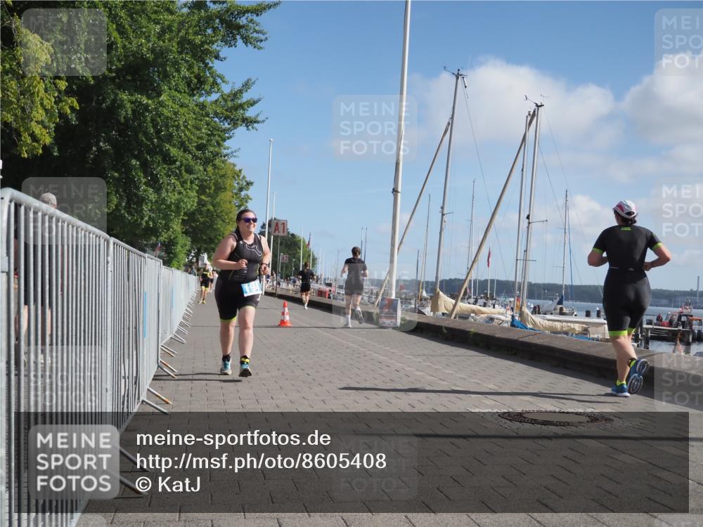 17.08.2025 - KN Förde Triathlon 2025 KatJ http://msf.ph/oto/8605408 17.08.2025 10:29:44 Laufen 192, 194 meine-sportfotos.de