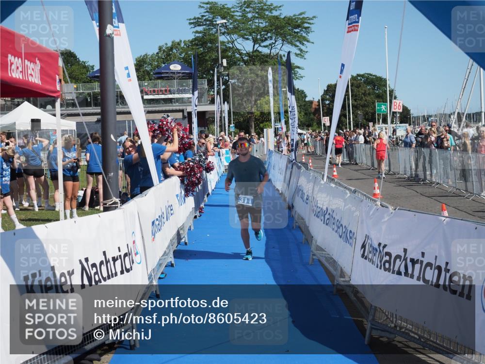 17.08.2025 - KN Förde Triathlon 2025 MichiJ http://msf.ph/oto/8605423 17.08.2025 12:22:03 Laufen 311 meine-sportfotos.de