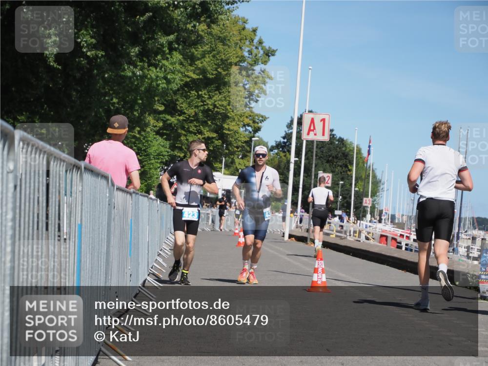 17.08.2025 - KN Förde Triathlon 2025 KatJ http://msf.ph/oto/8605479 17.08.2025 13:48:51 Laufen 423, 437, 523 meine-sportfotos.de