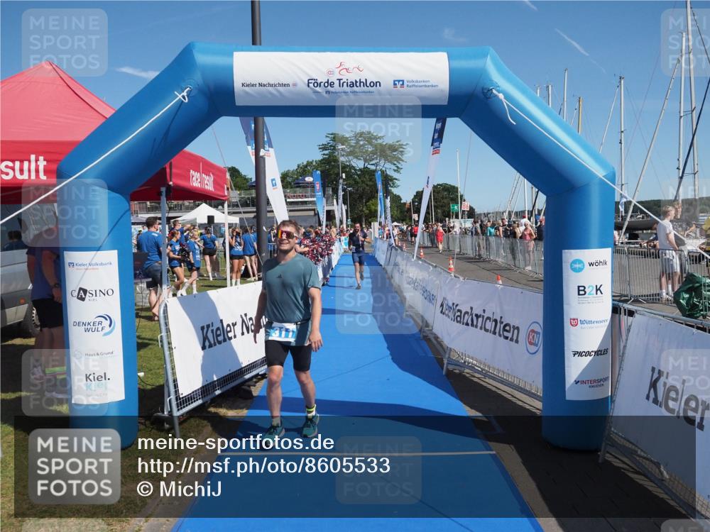 17.08.2025 - KN Förde Triathlon 2025 MichiJ http://msf.ph/oto/8605533 17.08.2025 12:22:06 Laufen 311, 334 meine-sportfotos.de