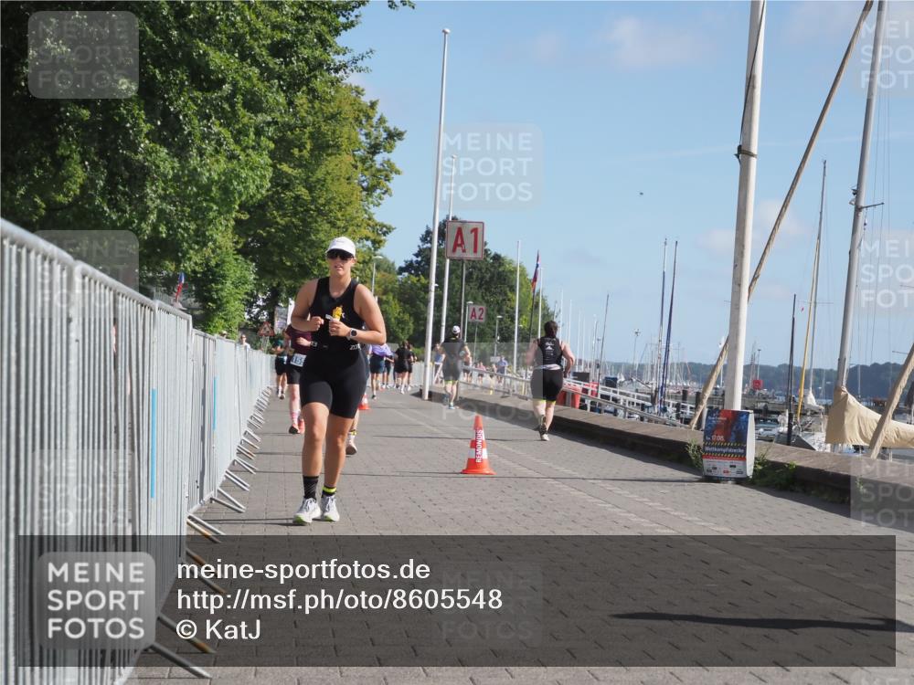 17.08.2025 - KN Förde Triathlon 2025 KatJ http://msf.ph/oto/8605548 17.08.2025 10:30:01 Laufen 201, 213 meine-sportfotos.de
