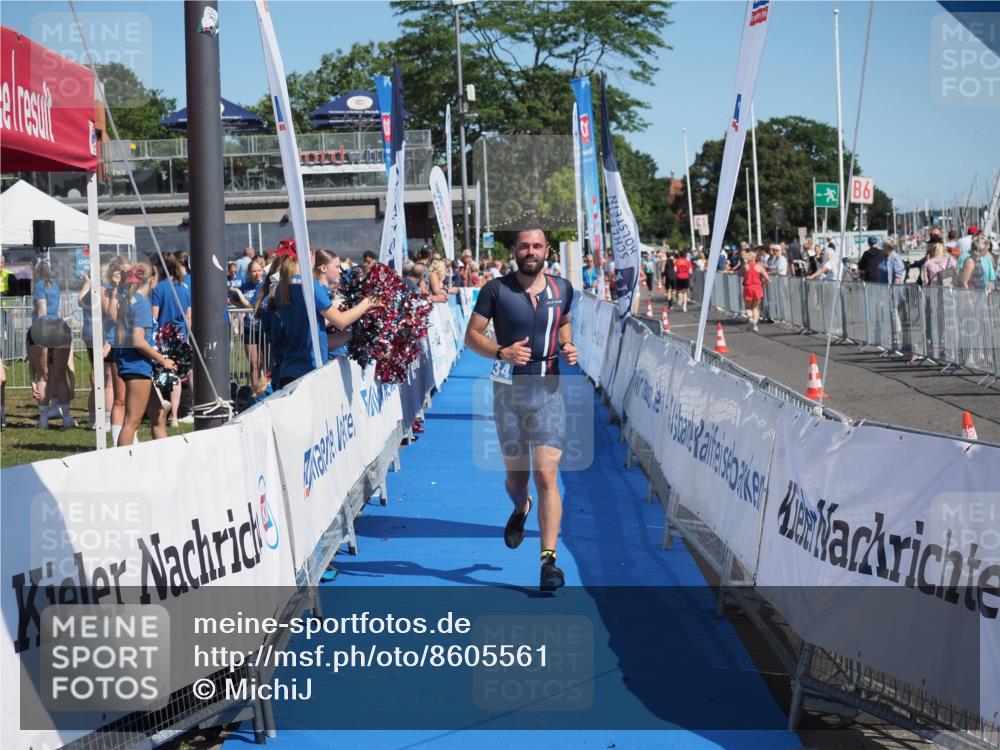 17.08.2025 - KN Förde Triathlon 2025 MichiJ http://msf.ph/oto/8605561 17.08.2025 12:22:08 Laufen 311, 334 meine-sportfotos.de