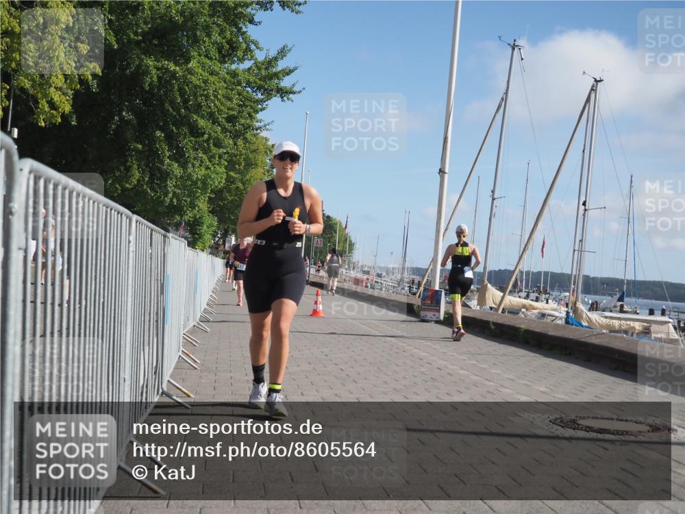 17.08.2025 - KN Förde Triathlon 2025 KatJ http://msf.ph/oto/8605564 17.08.2025 10:30:03 Laufen 155, 201, 213 meine-sportfotos.de