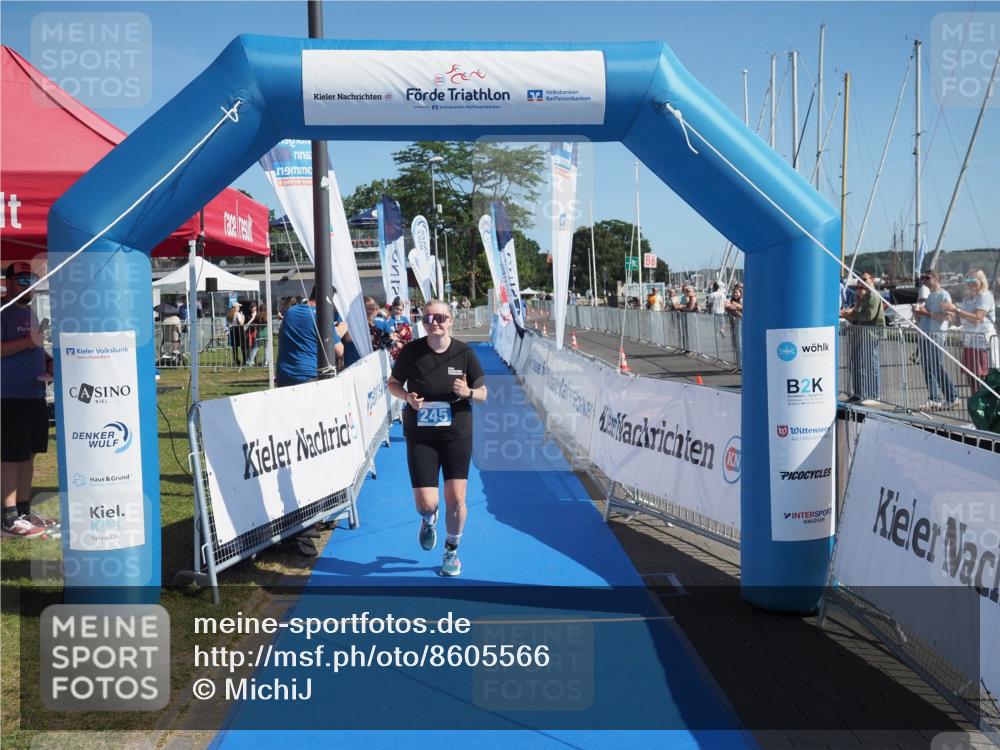 17.08.2025 - KN Förde Triathlon 2025 MichiJ http://msf.ph/oto/8605566 17.08.2025 11:23:16 Laufen 245 meine-sportfotos.de