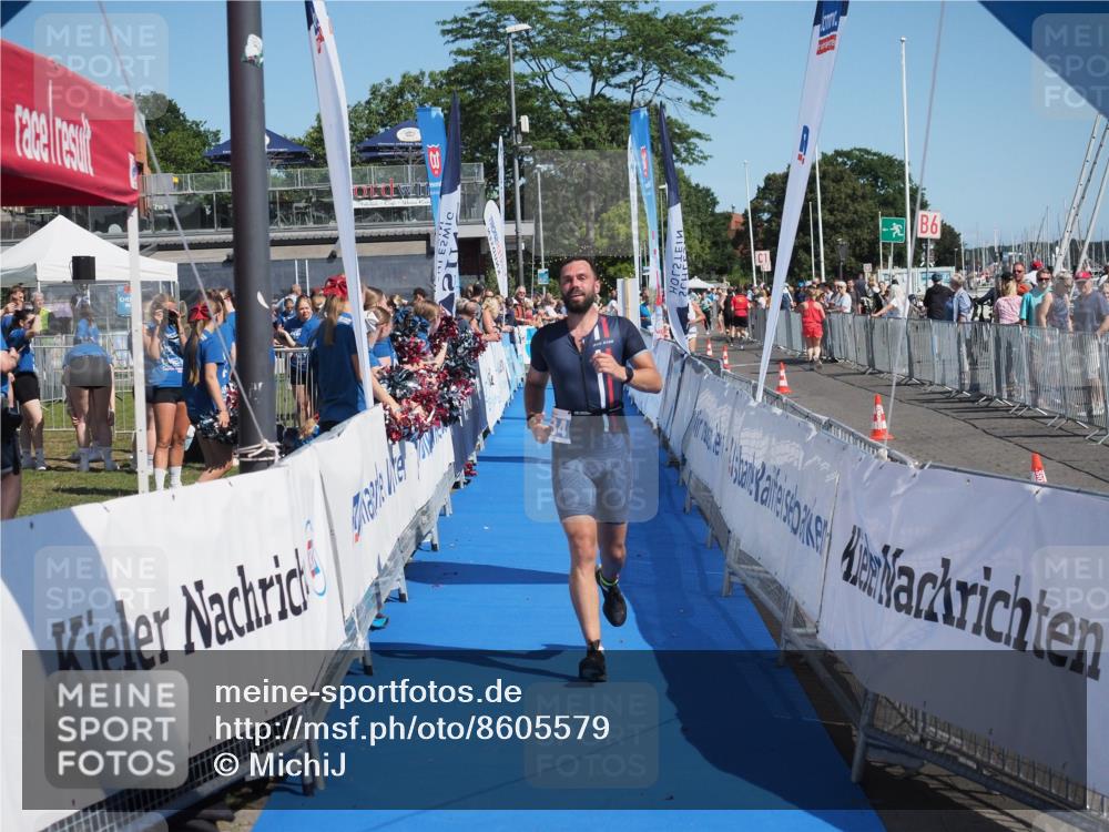 17.08.2025 - KN Förde Triathlon 2025 MichiJ http://msf.ph/oto/8605579 17.08.2025 12:22:09 Laufen 311, 334 meine-sportfotos.de