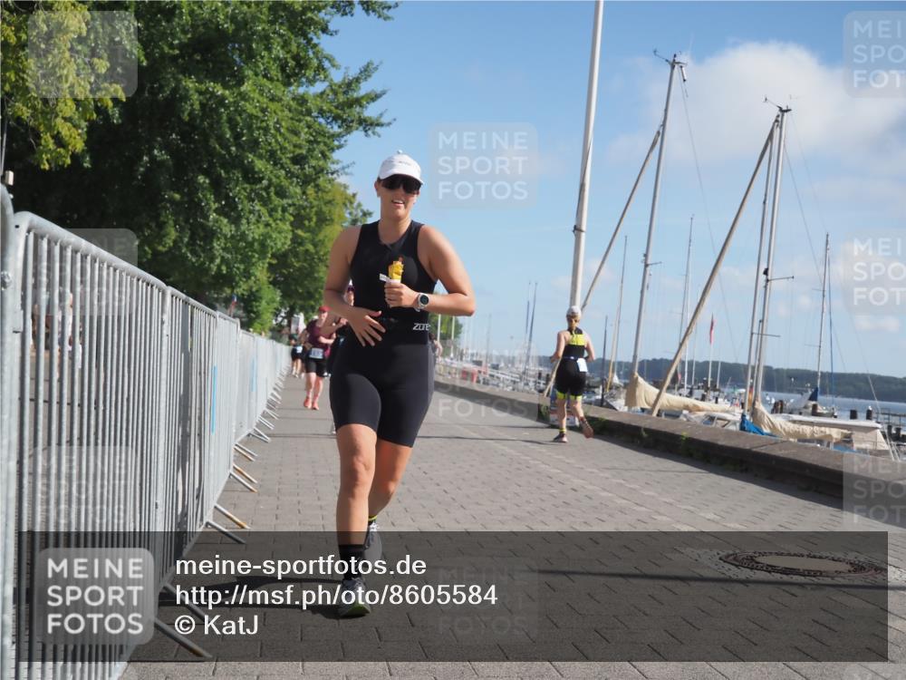 17.08.2025 - KN Förde Triathlon 2025 KatJ http://msf.ph/oto/8605584 17.08.2025 10:30:04 Laufen 155, 201, 213, 220 meine-sportfotos.de