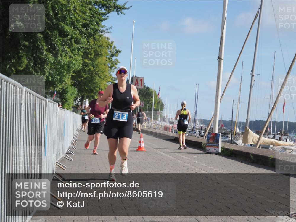 17.08.2025 - KN Förde Triathlon 2025 KatJ http://msf.ph/oto/8605619 17.08.2025 10:30:06 Laufen 155, 201, 213, 220 meine-sportfotos.de