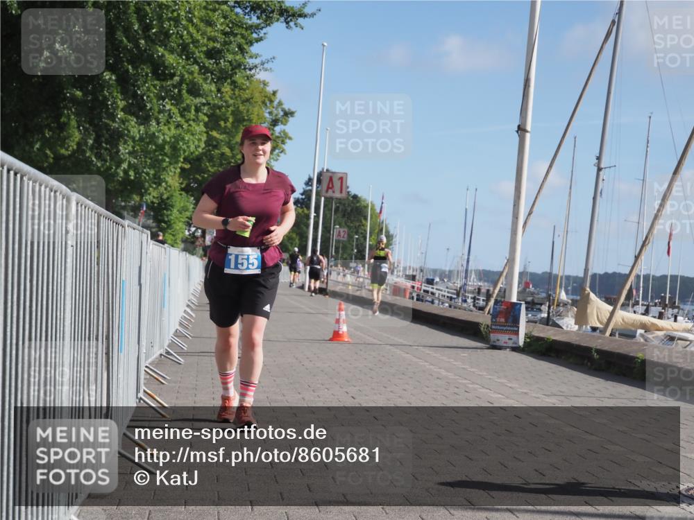 17.08.2025 - KN Förde Triathlon 2025 KatJ http://msf.ph/oto/8605681 17.08.2025 10:30:09 Laufen 155, 207, 213, 220 meine-sportfotos.de