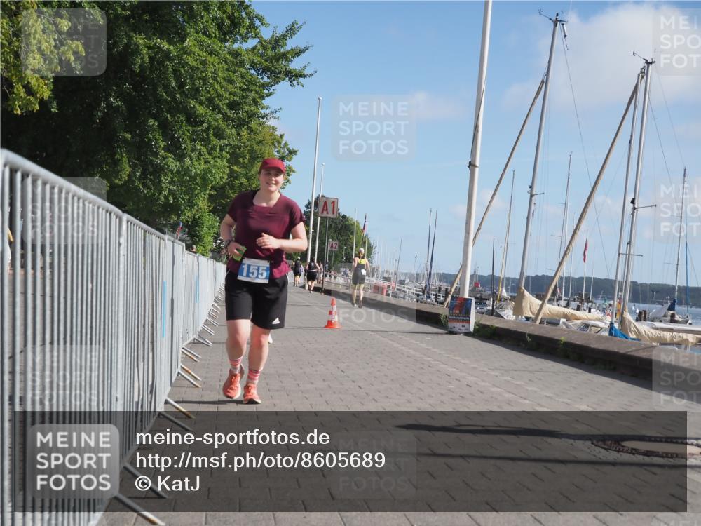 17.08.2025 - KN Förde Triathlon 2025 KatJ http://msf.ph/oto/8605689 17.08.2025 10:30:10 Laufen 155, 207, 213, 220 meine-sportfotos.de