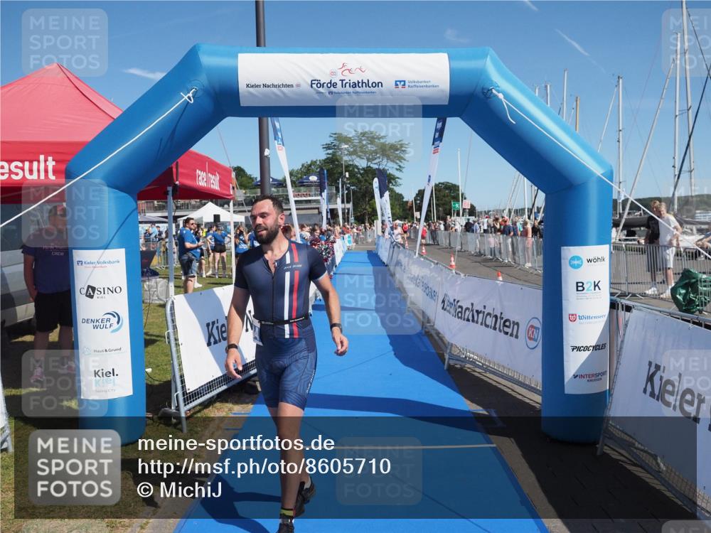 17.08.2025 - KN Förde Triathlon 2025 MichiJ http://msf.ph/oto/8605710 17.08.2025 12:22:11 Laufen 311, 334 meine-sportfotos.de