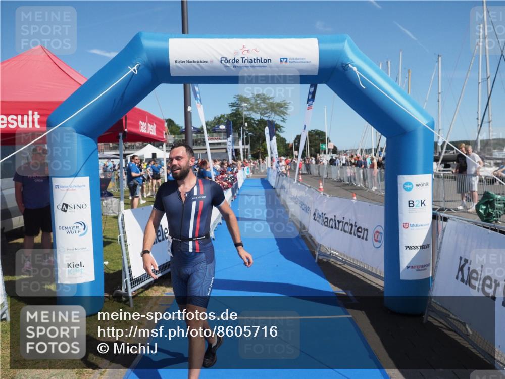 17.08.2025 - KN Förde Triathlon 2025 MichiJ http://msf.ph/oto/8605716 17.08.2025 12:22:12 Laufen 334 meine-sportfotos.de