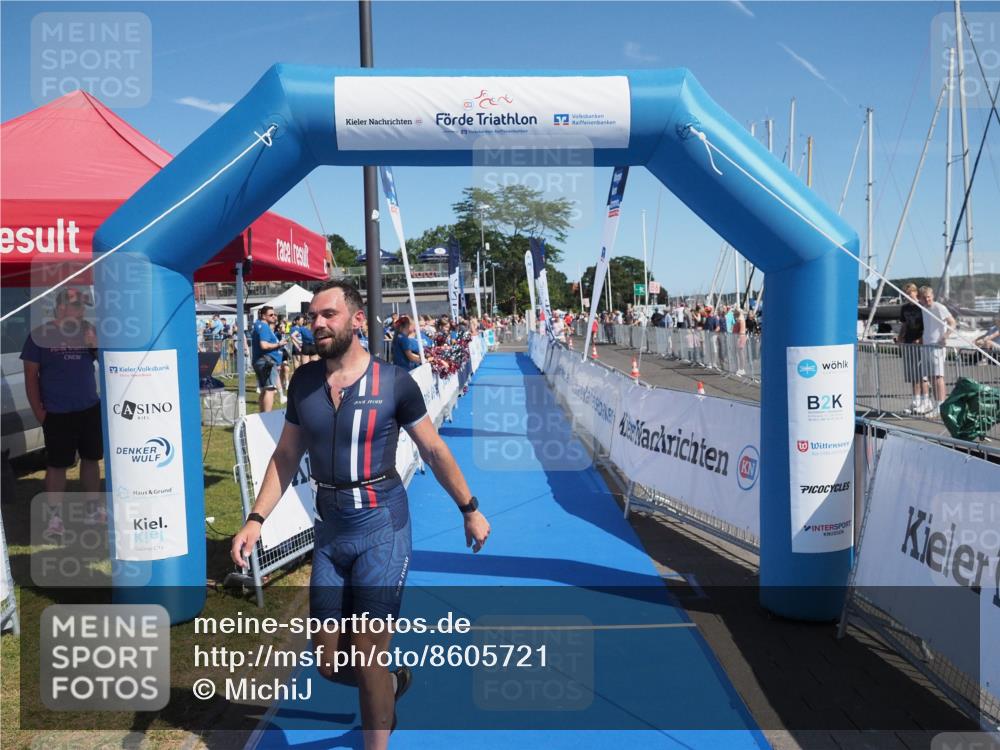 17.08.2025 - KN Förde Triathlon 2025 MichiJ http://msf.ph/oto/8605721 17.08.2025 12:22:12 Laufen 334 meine-sportfotos.de