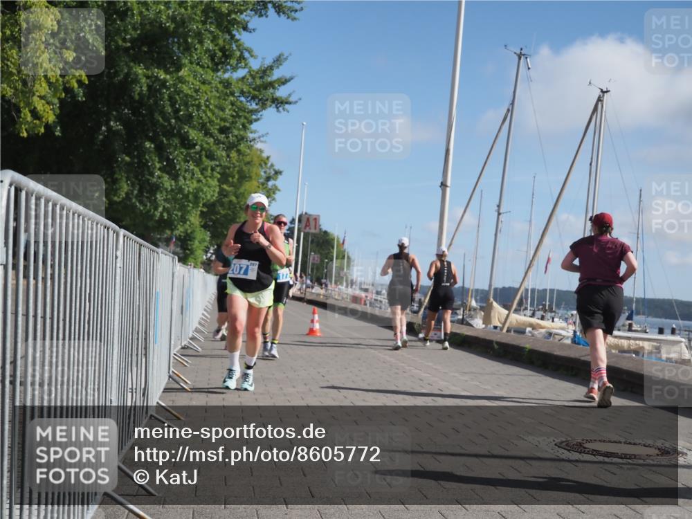 17.08.2025 - KN Förde Triathlon 2025 KatJ http://msf.ph/oto/8605772 17.08.2025 10:30:17 Laufen 175, 177, 207, 212 meine-sportfotos.de