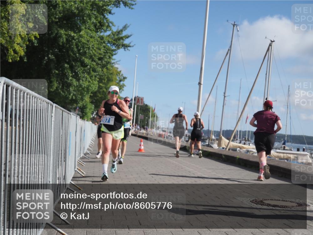 17.08.2025 - KN Förde Triathlon 2025 KatJ http://msf.ph/oto/8605776 17.08.2025 10:30:17 Laufen 175, 177, 207, 212 meine-sportfotos.de