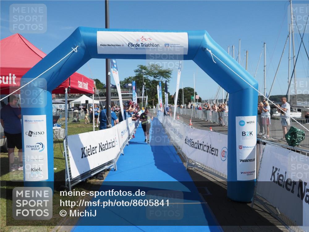 17.08.2025 - KN Förde Triathlon 2025 MichiJ http://msf.ph/oto/8605841 17.08.2025 11:30:38 Laufen 238 meine-sportfotos.de