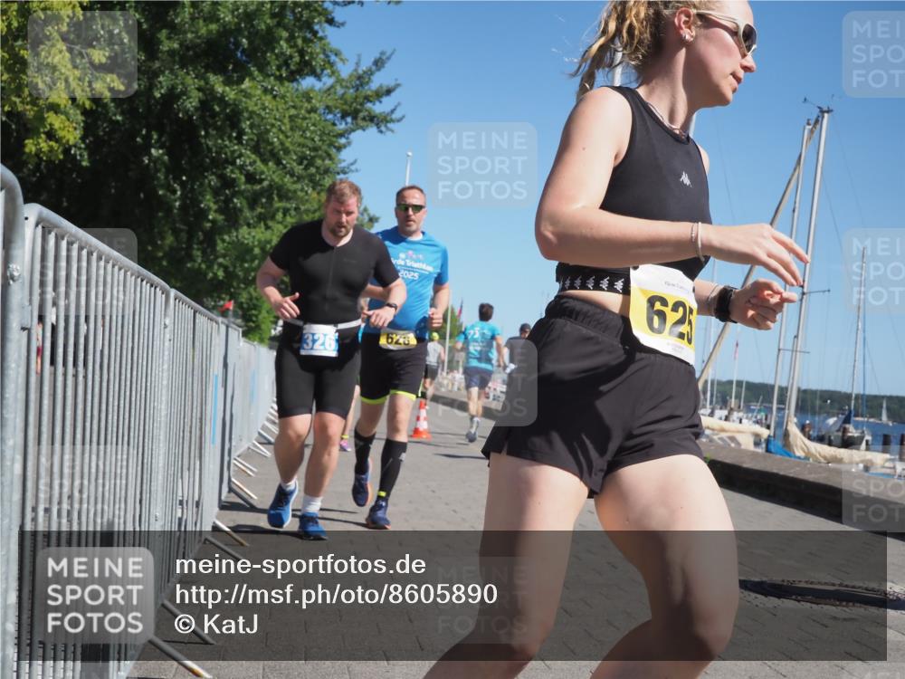 17.08.2025 - KN Förde Triathlon 2025 KatJ http://msf.ph/oto/8605890 17.08.2025 11:58:44 Laufen 326, 358, 617, 625, 626, 643 meine-sportfotos.de
