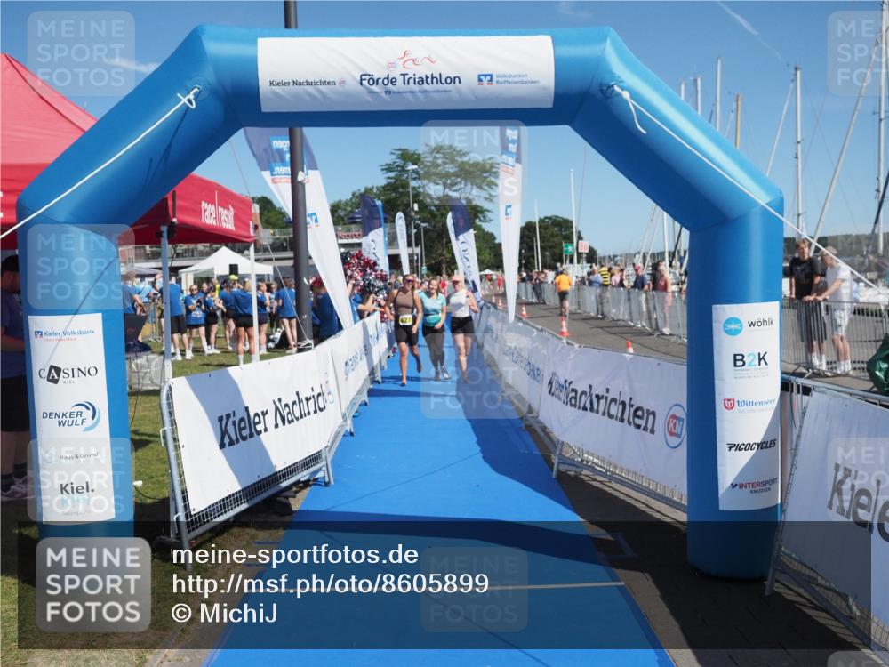 17.08.2025 - KN Förde Triathlon 2025 MichiJ http://msf.ph/oto/8605899 17.08.2025 12:22:32 Laufen 627 meine-sportfotos.de