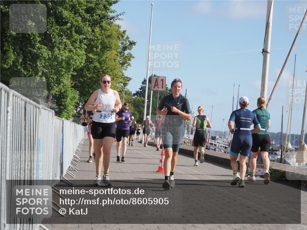 17.08.2025 - KN Förde Triathlon 2025 KatJ http://msf.ph/oto/8605905 17.08.2025 10:30:30 Laufen 170, 188, 230, 240 meine-sportfotos.de