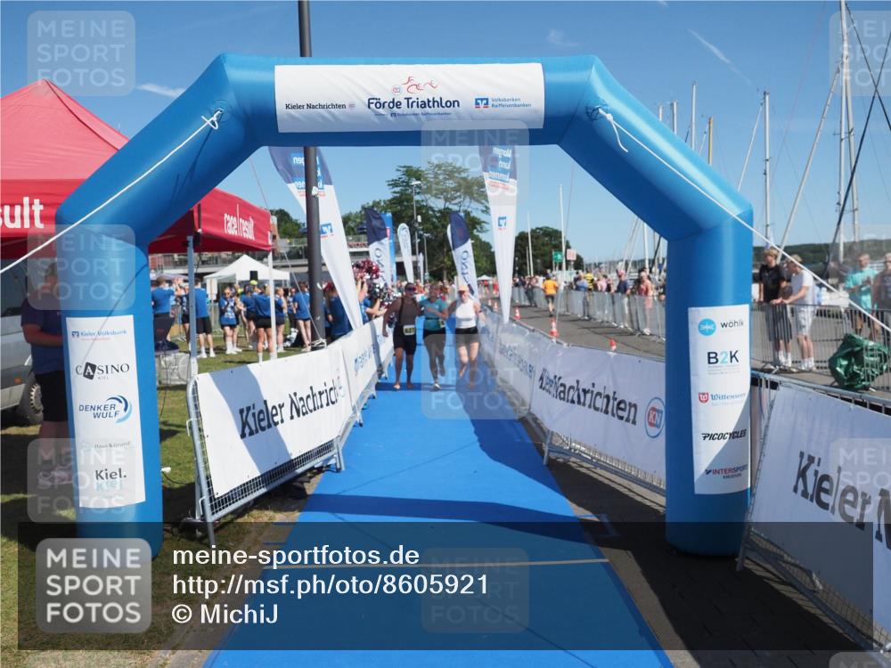 17.08.2025 - KN Förde Triathlon 2025 MichiJ http://msf.ph/oto/8605921 17.08.2025 12:22:33 Laufen 627 meine-sportfotos.de