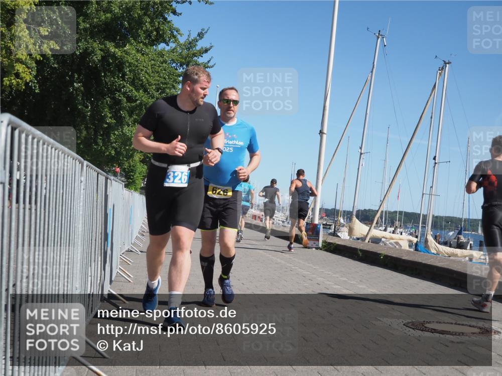 17.08.2025 - KN Förde Triathlon 2025 KatJ http://msf.ph/oto/8605925 17.08.2025 11:58:45 Laufen 296, 326, 617, 625, 626, 643 meine-sportfotos.de
