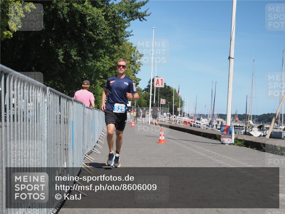 17.08.2025 - KN Förde Triathlon 2025 KatJ http://msf.ph/oto/8606009 17.08.2025 13:49:28 Laufen 525 meine-sportfotos.de