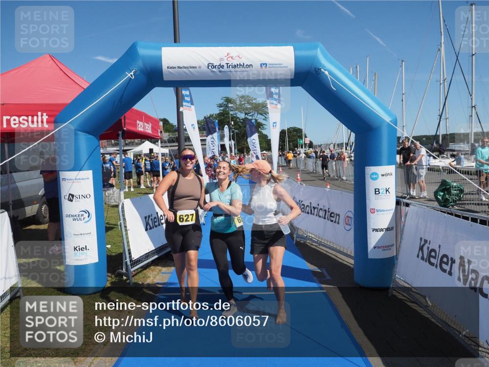 17.08.2025 - KN Förde Triathlon 2025 MichiJ http://msf.ph/oto/8606057 17.08.2025 12:22:36 Laufen 627 meine-sportfotos.de