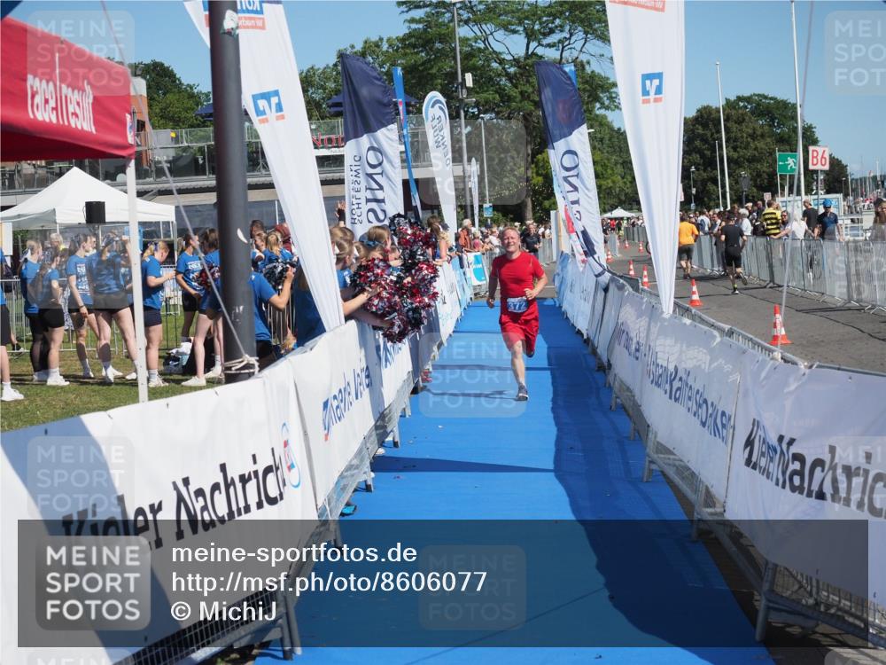 17.08.2025 - KN Förde Triathlon 2025 MichiJ http://msf.ph/oto/8606077 17.08.2025 12:22:42 Laufen 372 meine-sportfotos.de